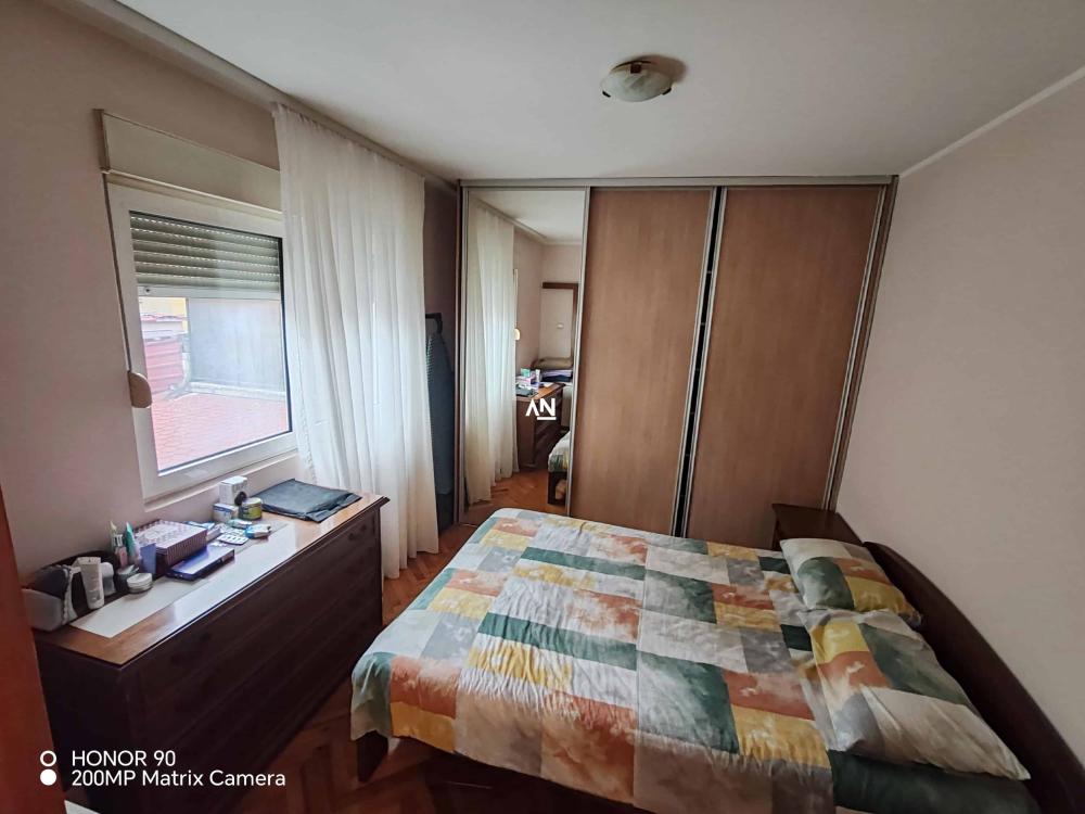 Slika 5 - Čika Miše Djurića, Četvorosoban stan na prodaju, 61m2, 275.000€