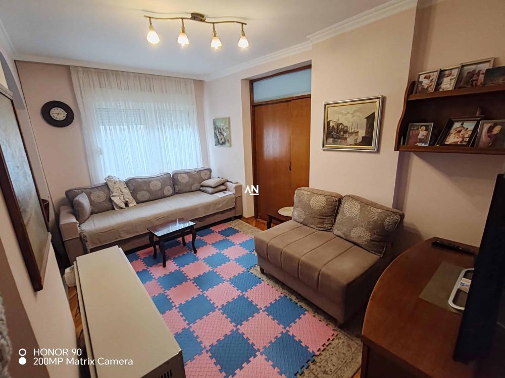 Glavna slika -Čika Miše Djurića, Četvorosoban stan na prodaju, 61m2, 275.000€
