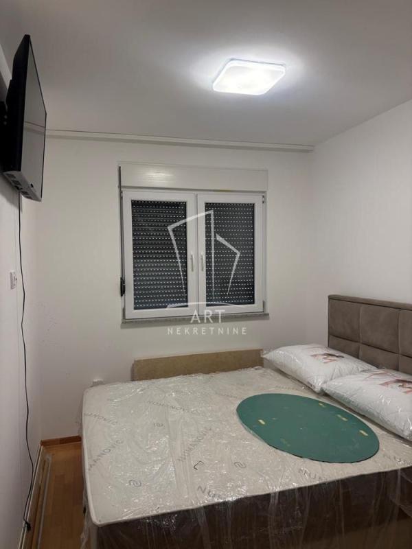 Slika 2 - Živka Petrovića, Dvosoban stan za izdavanje, 42m2, 610€