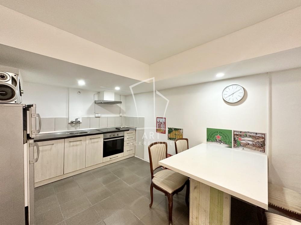 Slika 2 - Savska, Dvosoban stan za izdavanje, 43m2, 800€