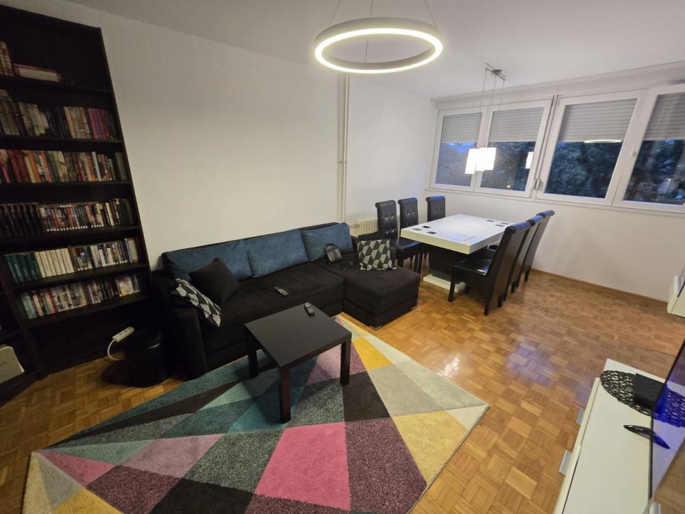 Slika 1 - Milića Rakića, Trosoban stan za izdavanje, 66m2, 650€