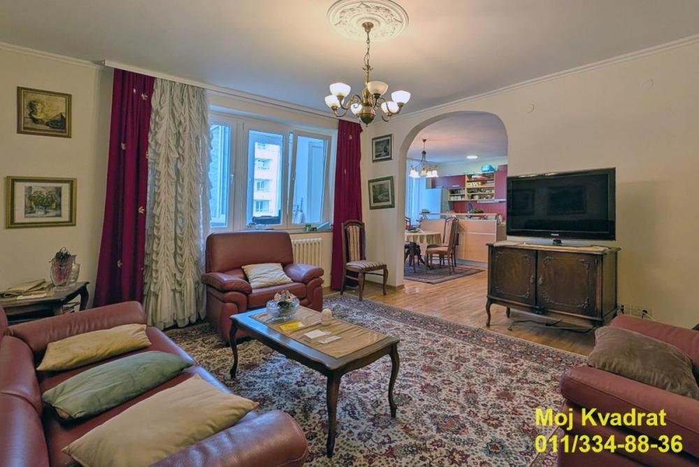 Glavna slika -Trosoban stan na prodaju, 80m2, 450.000€