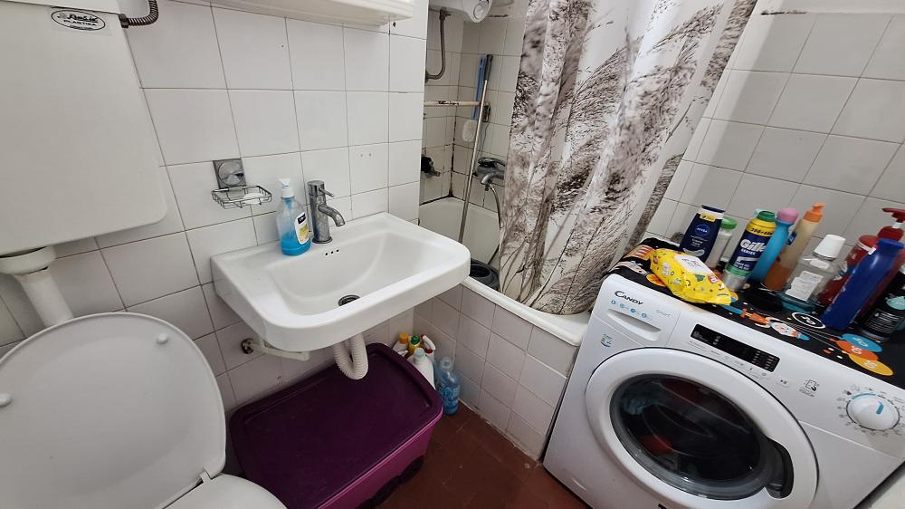 Slika 0 - Milentija Popovića, Jednoiposoban stan na prodaju, 47m2, 200.000€