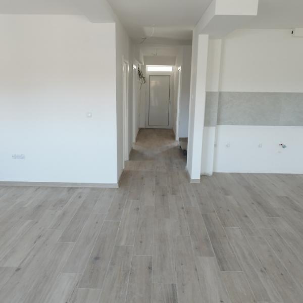 Slika 1 - Otokara Keršovanija, Petoiposoban stan na prodaju, 137m2, 246.600€