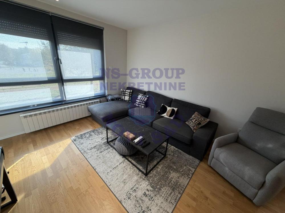Slika 1 - Četvorosoban stan na prodaju, 71m2, 247.200€