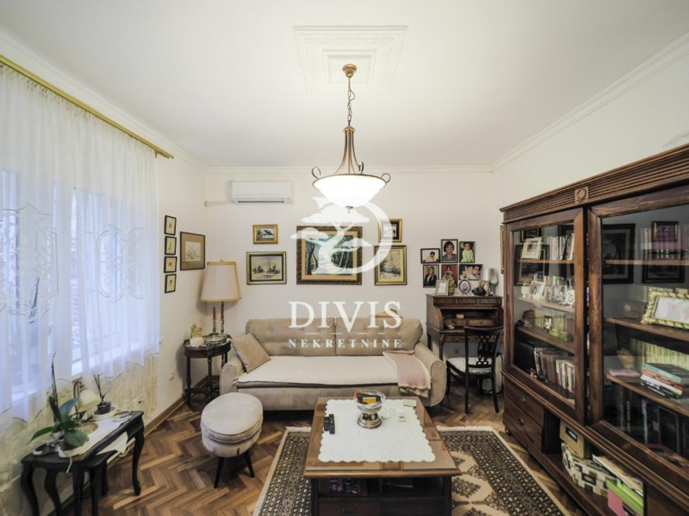 Slika 2 - Resavska, Trosoban stan na prodaju, 79m2, 379.001€