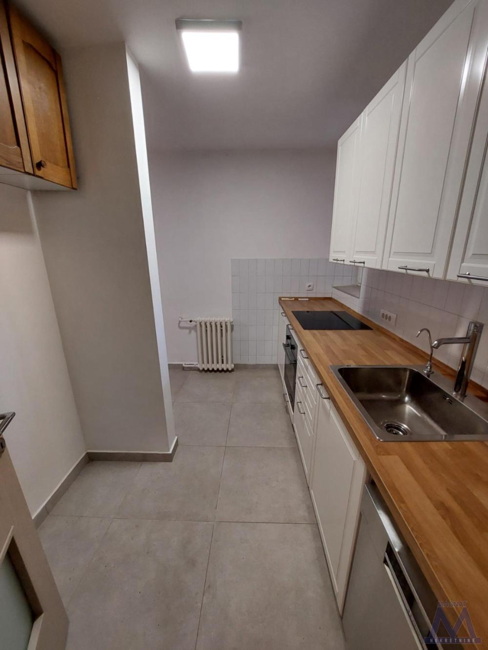Slika 4 - Trosoban stan na prodaju, 86m2, 237.000€