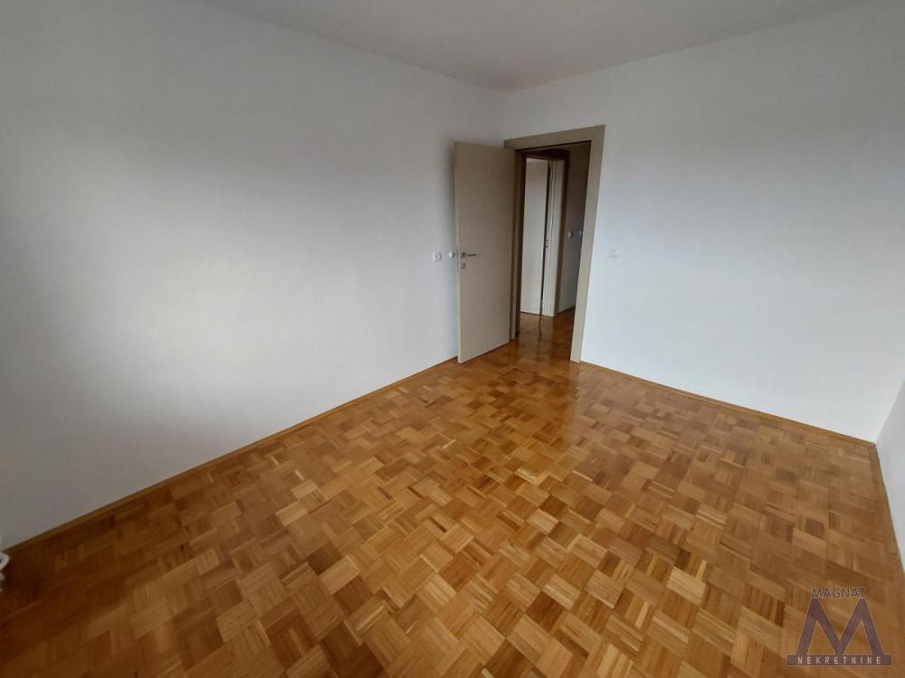 Slika 7 - Trosoban stan na prodaju, 86m2, 237.000€