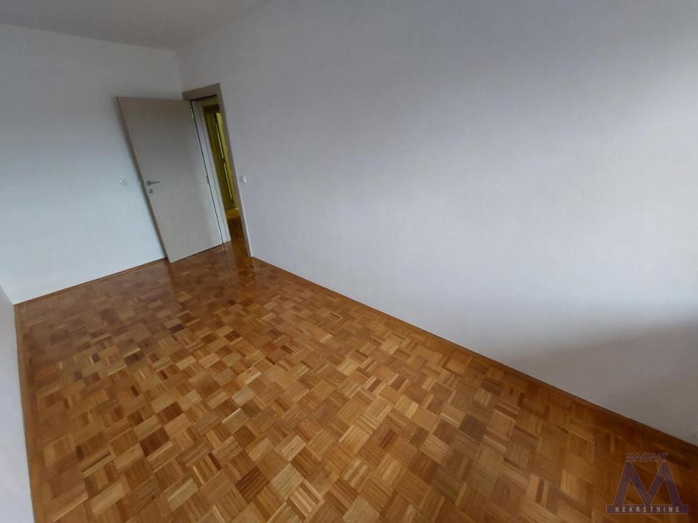Slika 9 - Trosoban stan na prodaju, 86m2, 237.000€