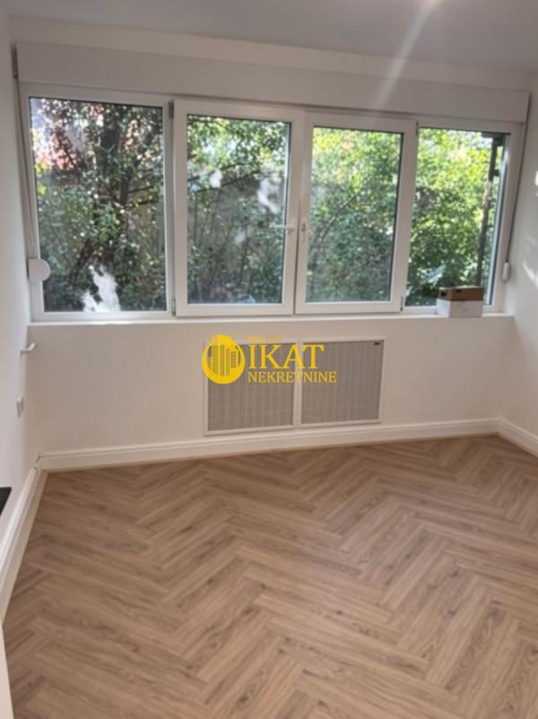 Slika 3 - Bulevar Nikole Tesle, Dvoiposoban stan na prodaju, 60m2, 275.000€