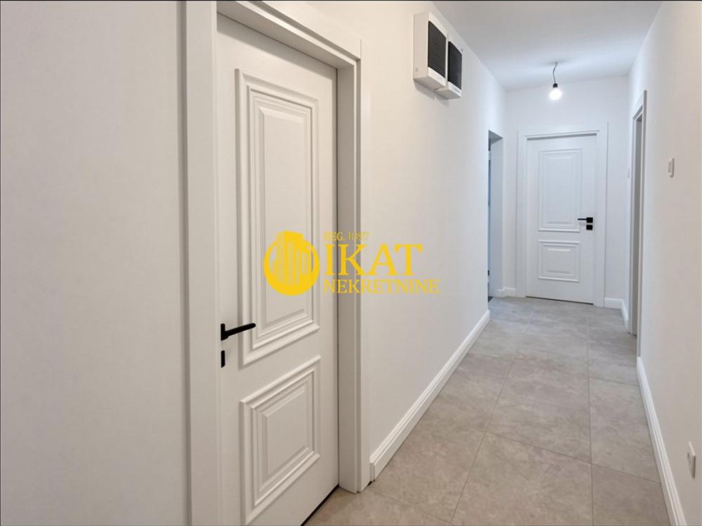 Slika 4 - Bulevar Nikole Tesle, Dvoiposoban stan na prodaju, 60m2, 275.000€