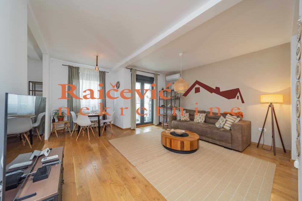 Glavna slika -Bilecka, Trosoban stan za izdavanje, 75m2, 1.100€