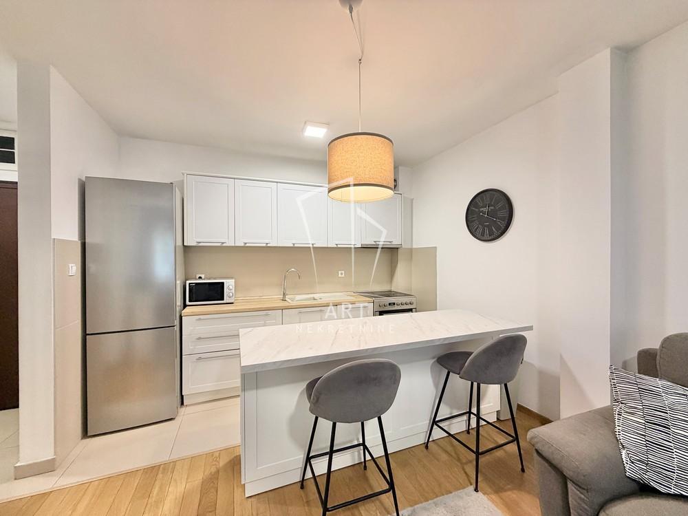 Slika 9 - Dimitrija Tucovića, Dvoiposoban stan na prodaju, 53m2, 215.000€