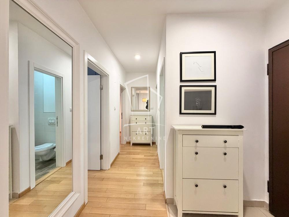 Slika 11 - Dimitrija Tucovića, Dvoiposoban stan na prodaju, 53m2, 215.000€