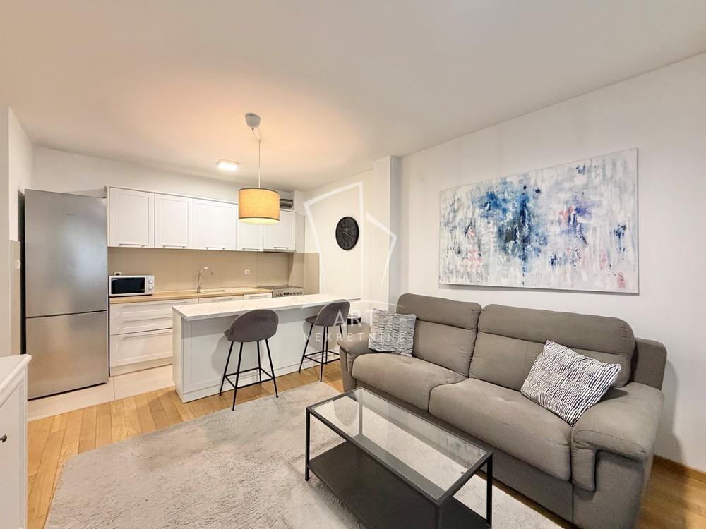 Slika 3 - Dimitrija Tucovića, Dvoiposoban stan na prodaju, 53m2, 215.000€