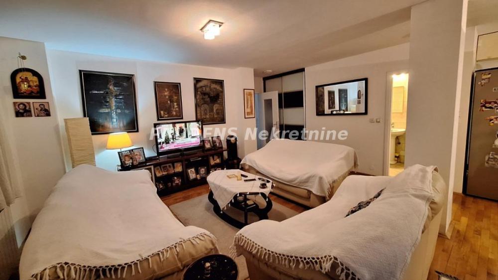 Glavna slika -Metohijska, Četvorosoban stan na prodaju, 109m2, 380.000€