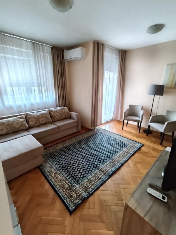 Glavna slika -Jednosoban stan za izdavanje, 25m2, 300€