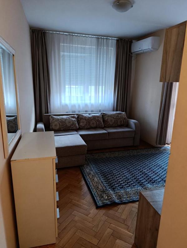Slika 1 - Jednosoban stan za izdavanje, 25m2, 300€