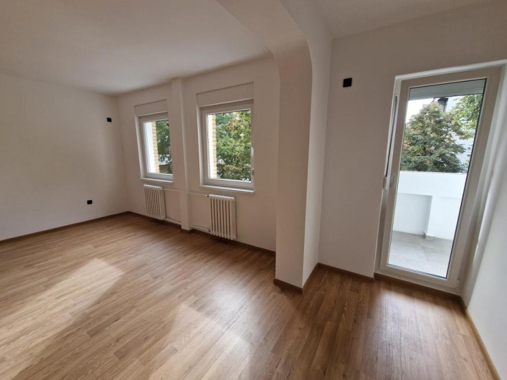Slika 1 - Četvorosoban stan na prodaju, 95m2, 266.000€