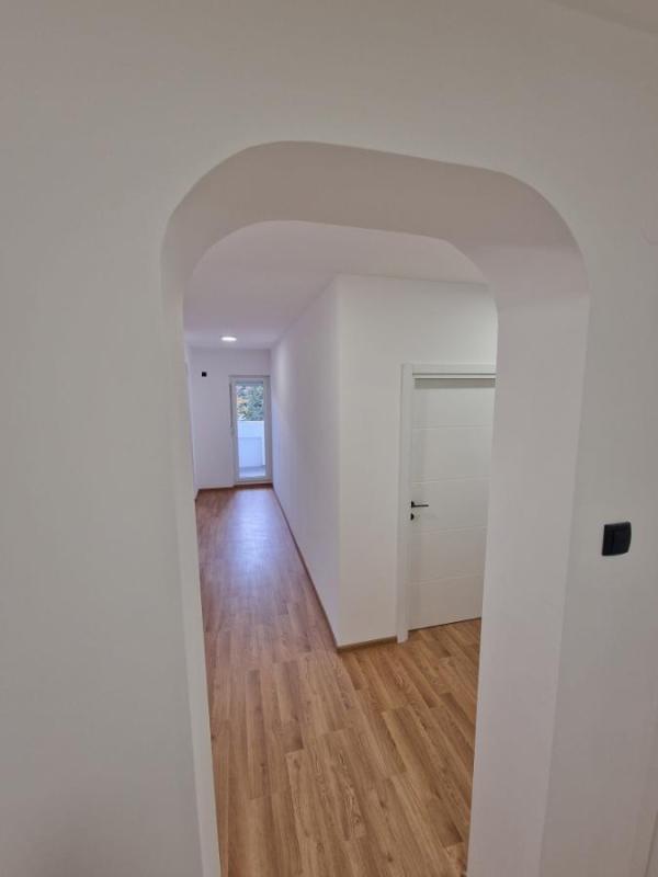 Slika 5 - Četvorosoban stan na prodaju, 95m2, 266.000€