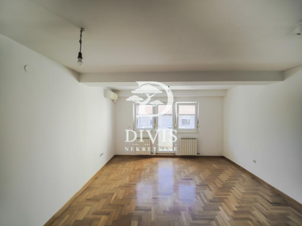 Slika 3 - Budimska, Dvosoban stan na prodaju, 43m2, 220.000€