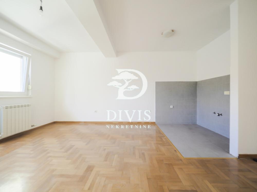 Slika 1 - Budimska, Dvosoban stan na prodaju, 43m2, 220.000€