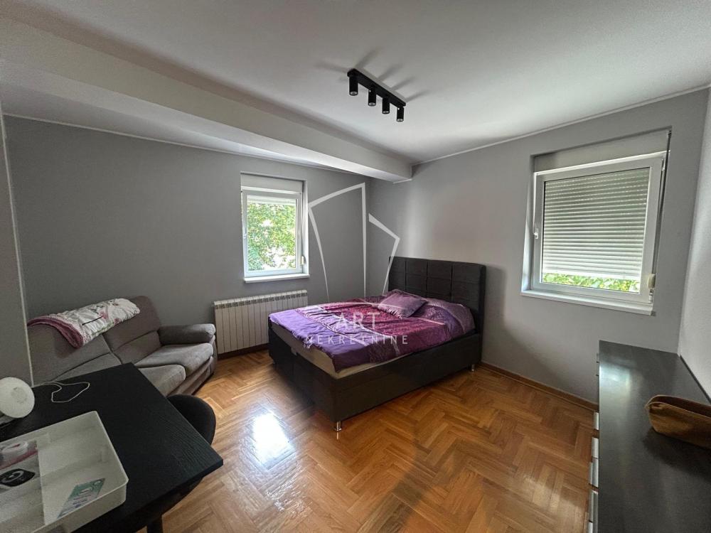 Slika 3 - Gospodara Vučića, Trosoban stan za izdavanje, 79m2, 950€