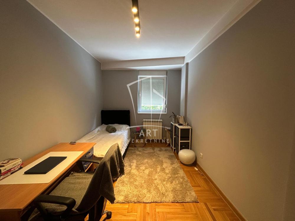 Slika 4 - Gospodara Vučića, Trosoban stan za izdavanje, 79m2, 950€