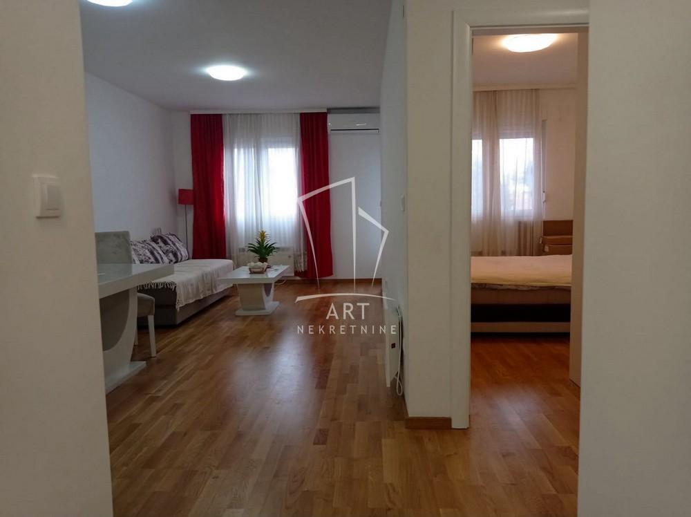 Slika 5 - Vojvode Blažete, Jednoiposoban stan za izdavanje, 42m2, 600€