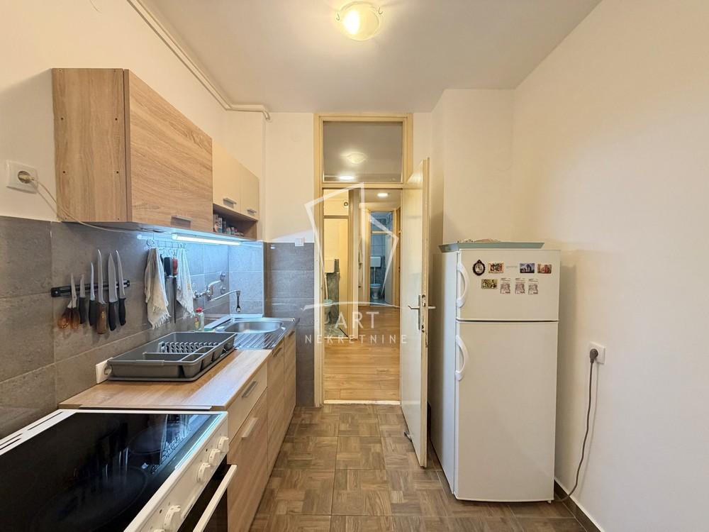 Slika 5 - Bratstva i jedinstva, Trosoban stan na prodaju, 70m2, 158.000€