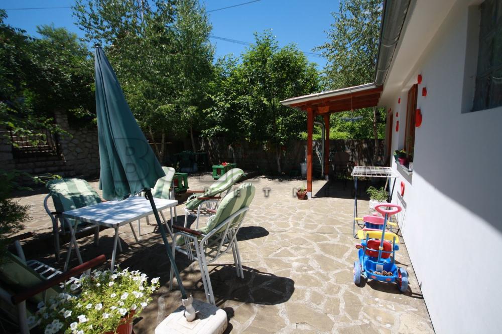 Slika 8 - Niška Banja,  Kuća na prodaju, 300m2, 200.000€