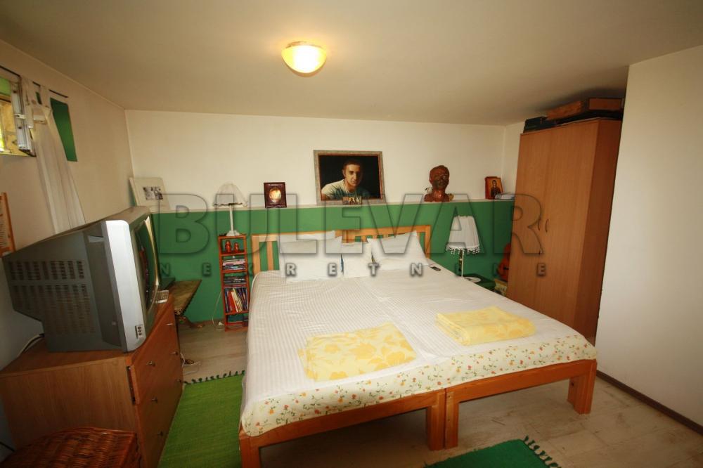 Slika 0 - Niška Banja,  Kuća na prodaju, 300m2, 200.000€