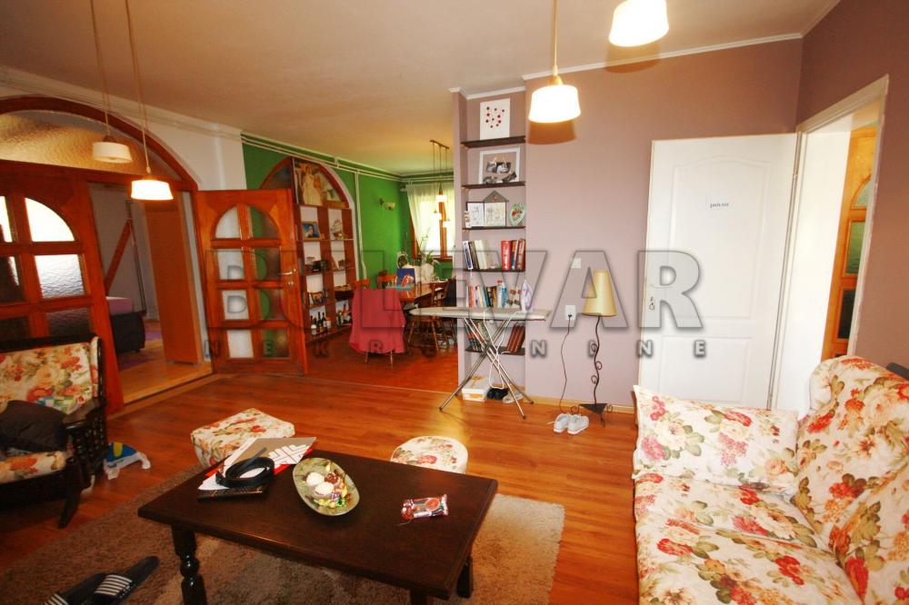 Slika 3 - Niška Banja,  Kuća na prodaju, 300m2, 200.000€