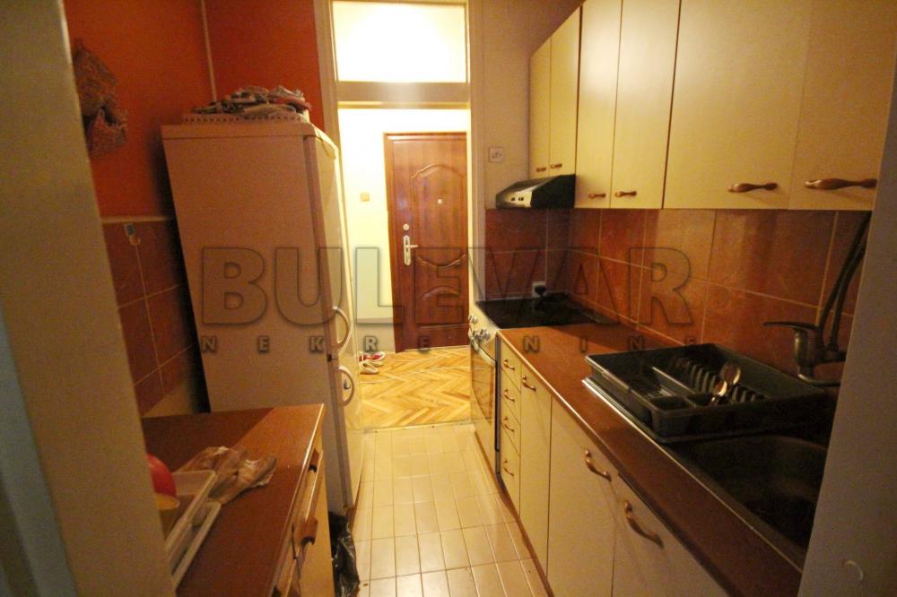 Slika 3 - Hilandarska, Četvorosoban stan na prodaju, 100m2, 185.400€
