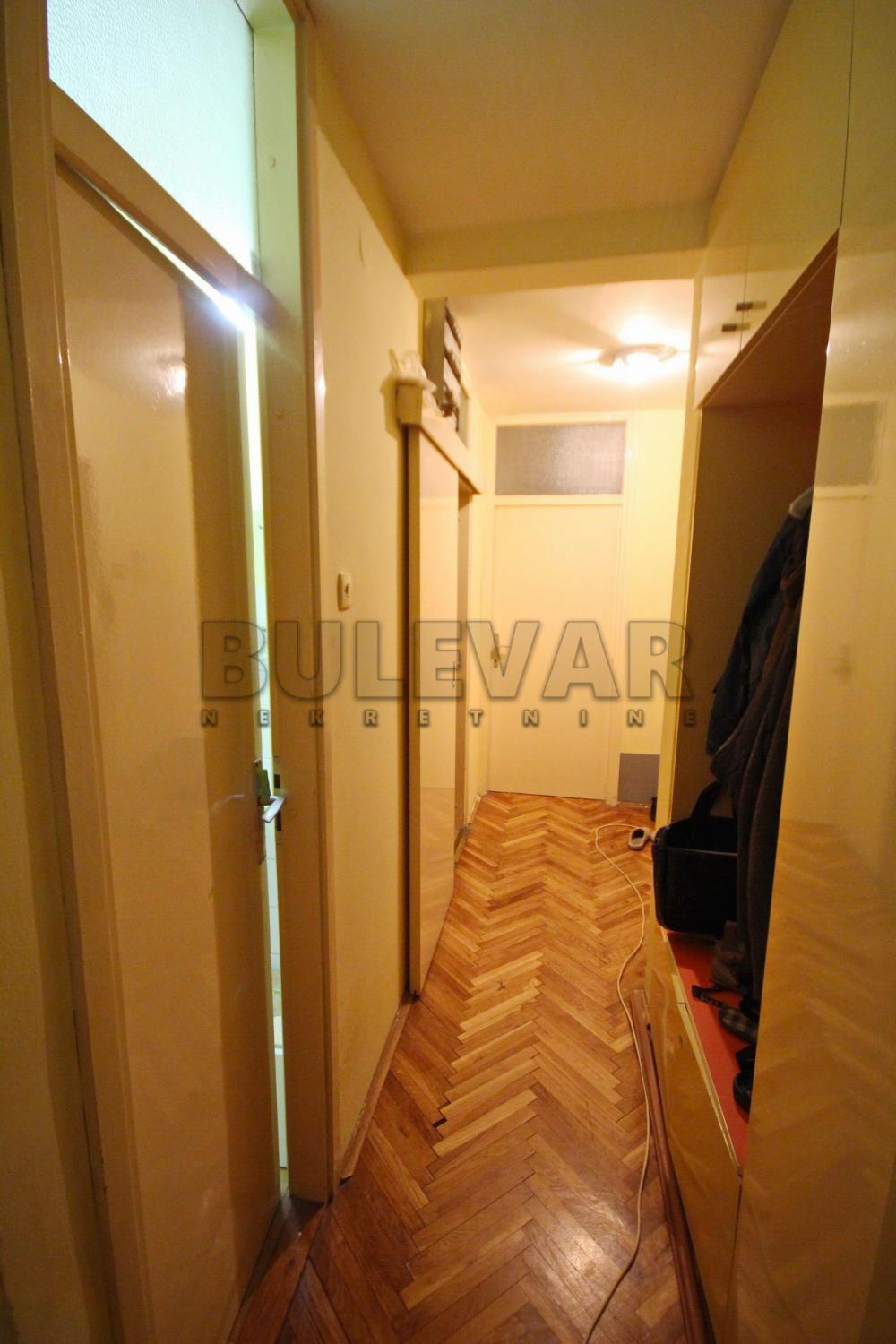 Slika 0 - Hilandarska, Četvorosoban stan na prodaju, 100m2, 185.400€