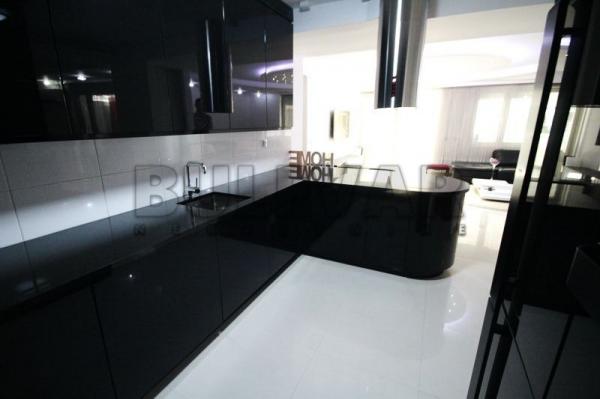 Slika 0 - Cara Dušana, Četvorosoban stan na prodaju, 186m2, 288.400€