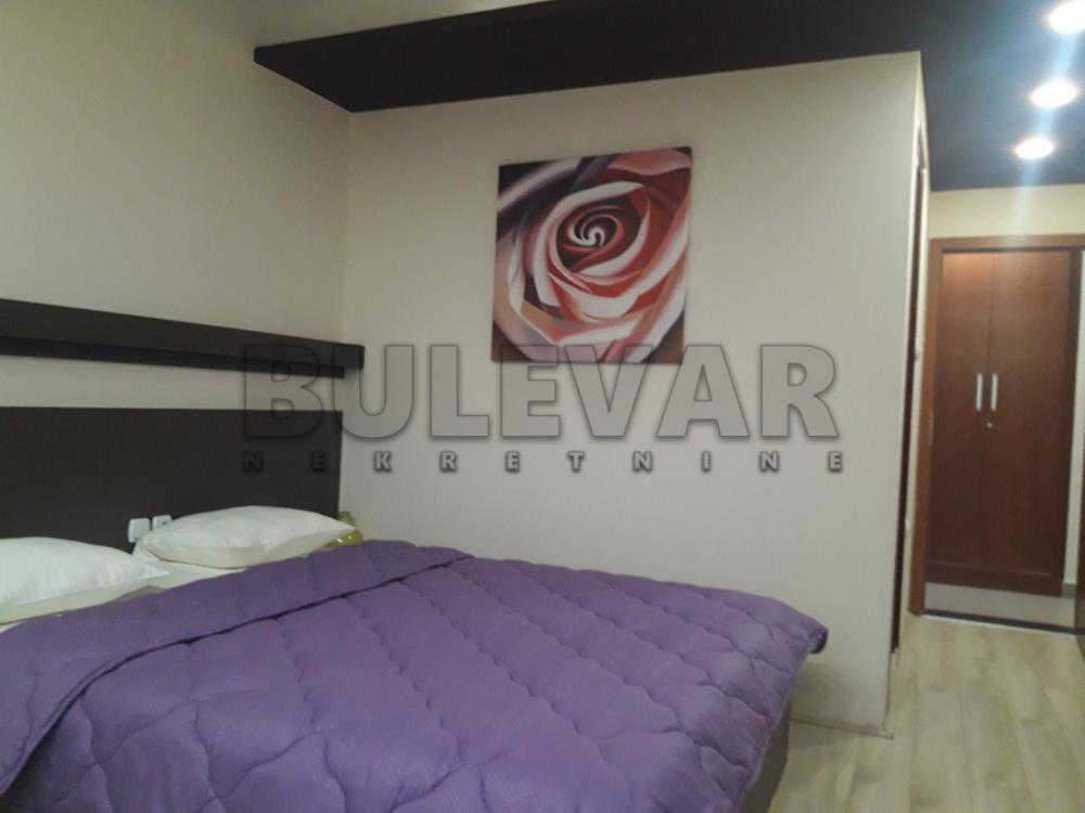 Slika 6 - Knjazevačka, Četvorosoban stan na prodaju, 98m2, 147.000€