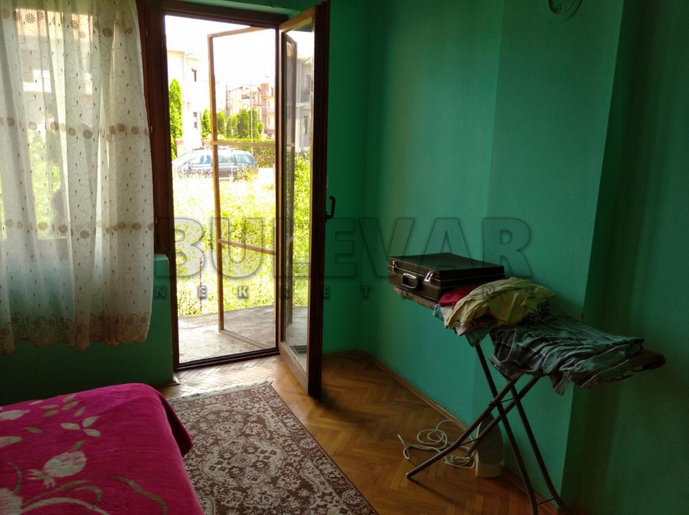 Slika 1 - Knjazevačka,  Kuća na prodaju, 301m2, 250.000€