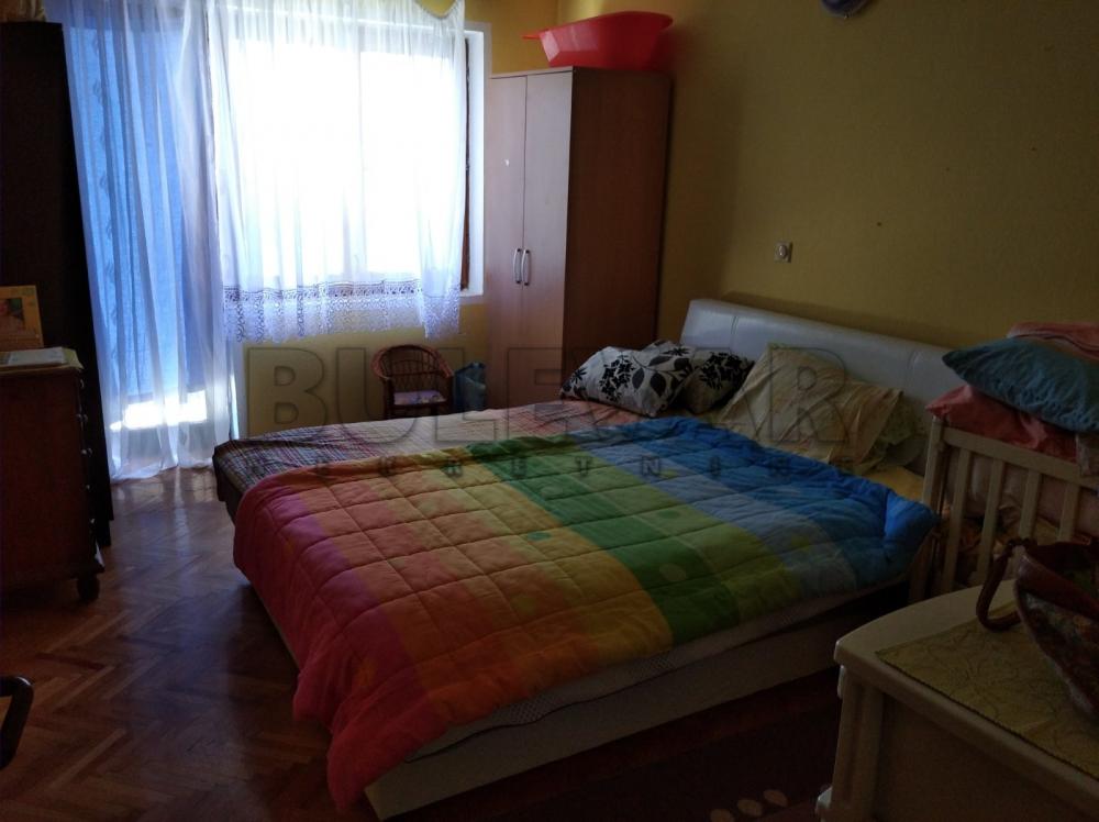 Slika 2 - Knjazevačka,  Kuća na prodaju, 301m2, 250.000€