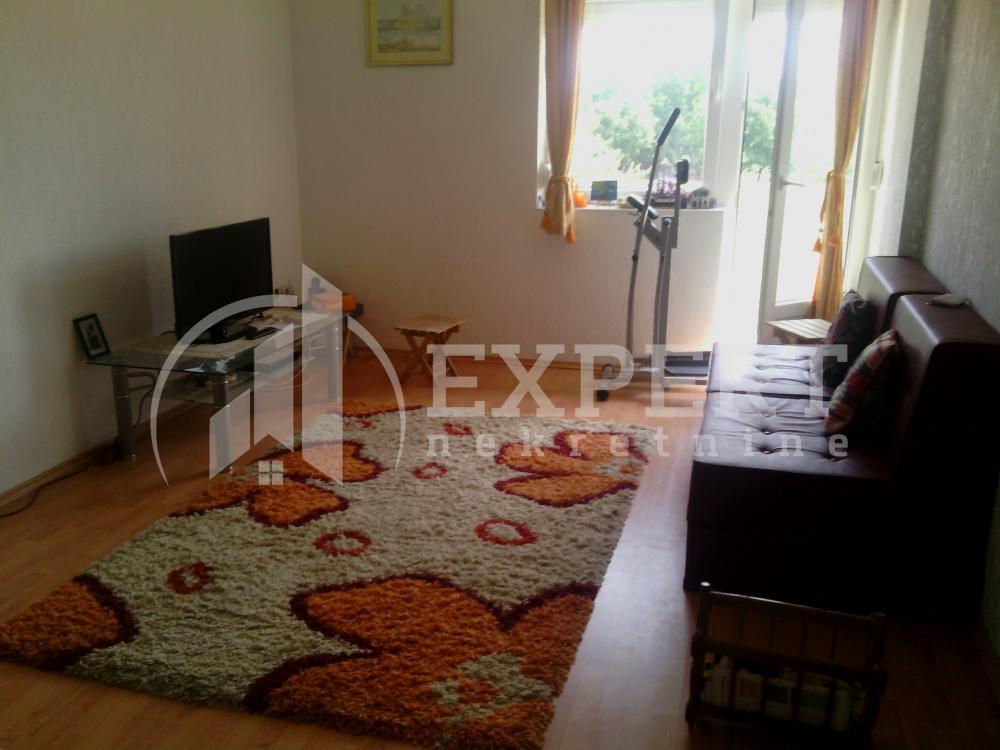 Glavna slika -Knjaževačka,  Kuća na prodaju, 239m2, 220.000€