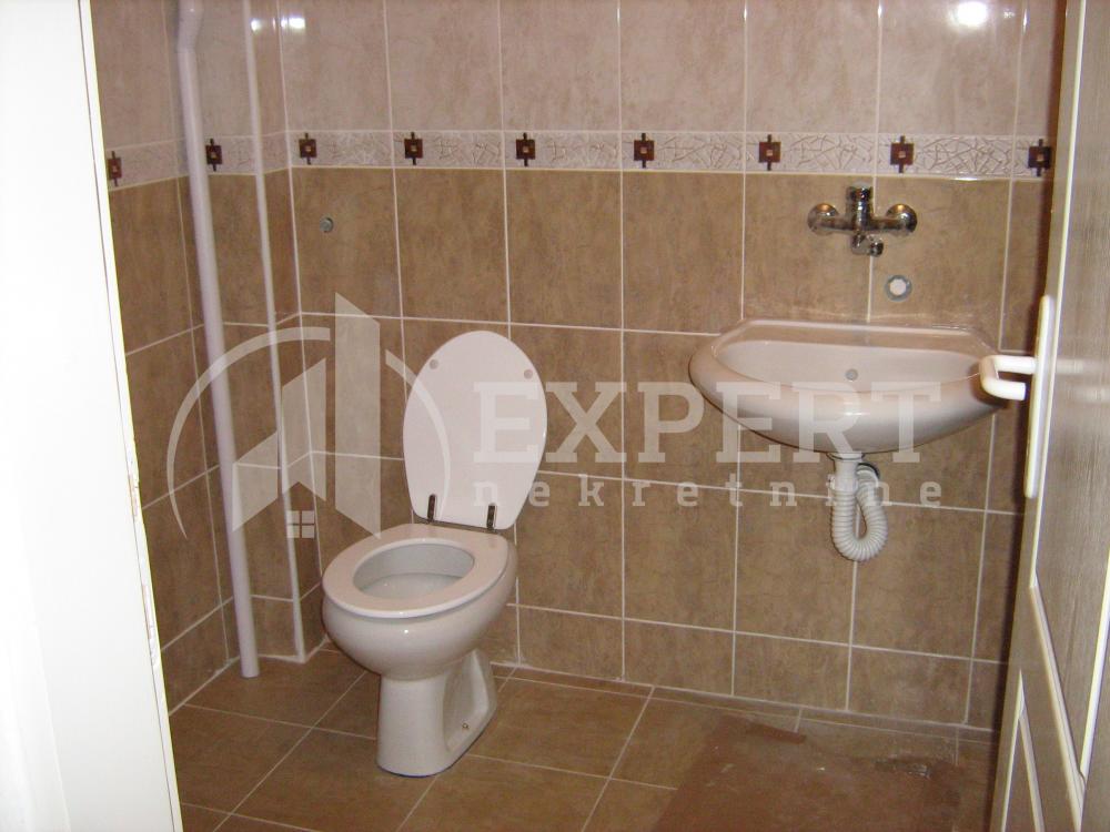 Slika 2 - Knjaževačka,  Kuća na prodaju, 239m2, 220.000€