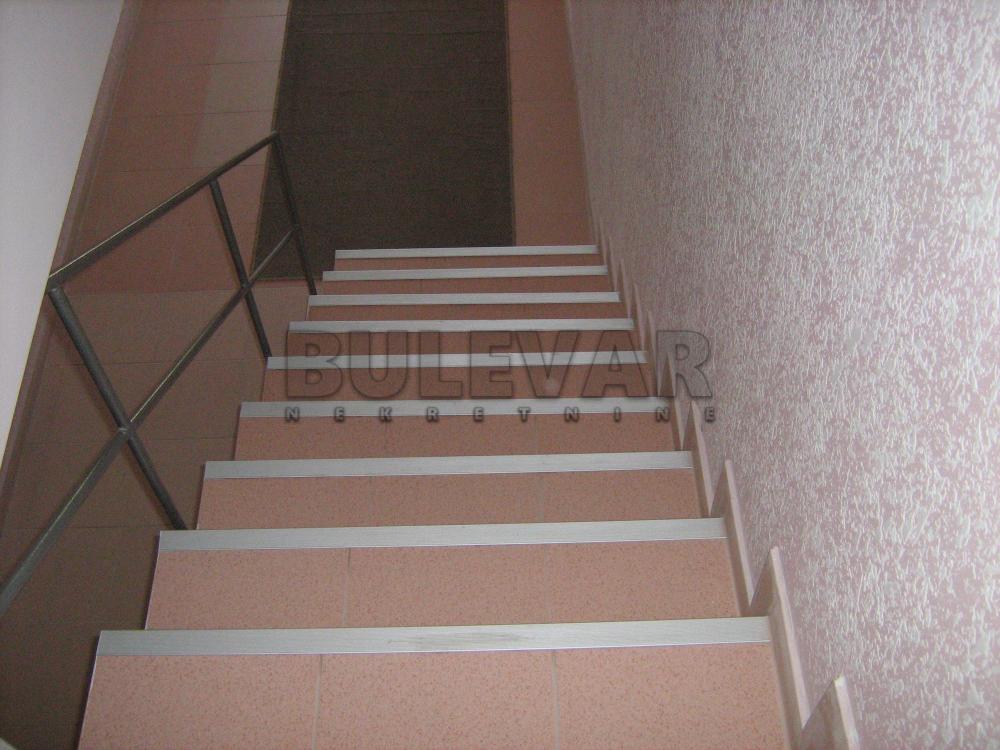 Slika 5 - Knjaževačka,  Kuća na prodaju, 239m2, 220.000€