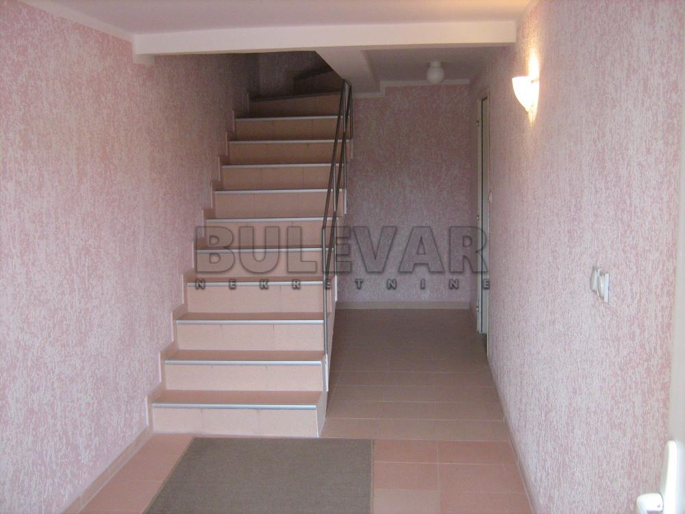 Slika 7 - Knjaževačka,  Kuća na prodaju, 239m2, 220.000€