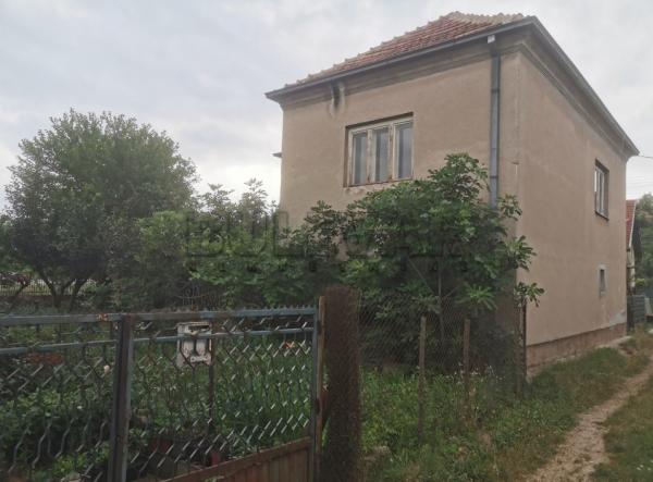 Slika 3 - Nikole Tesle,  Kuća na prodaju, 160m2, 100.000€