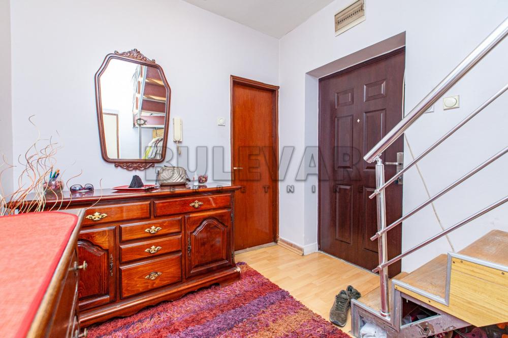 Slika 5 - Bulevar dr Zorana, Četvorosoban stan na prodaju, 86m2, 109.300€