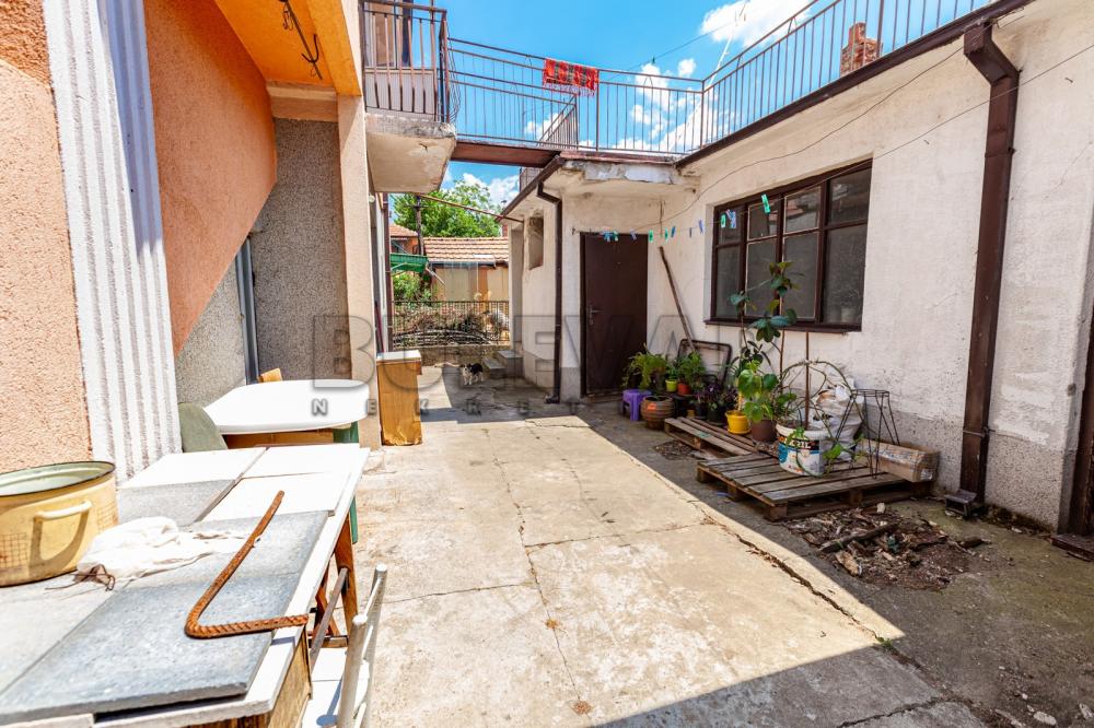 Slika 1 - Despota Djurdja,  Kuća na prodaju, 168m2, 250.000€