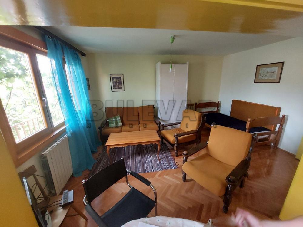 Glavna slika -Cara Lazara,  Kuća za izdavanje, 75m2, 400€