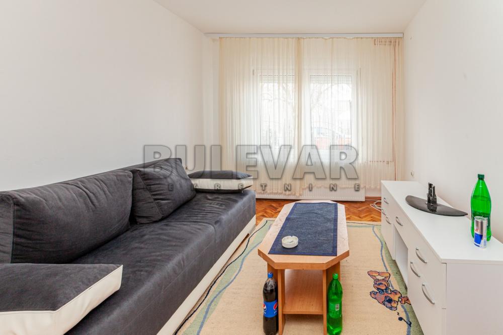 Slika 11 - Timočka,  Kuća na prodaju, 323m2, 200.000€