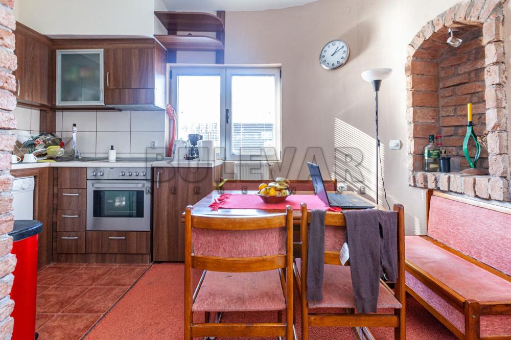 Slika 8 - Kninska, Troiposoban stan na prodaju, 81m2, 140.000€