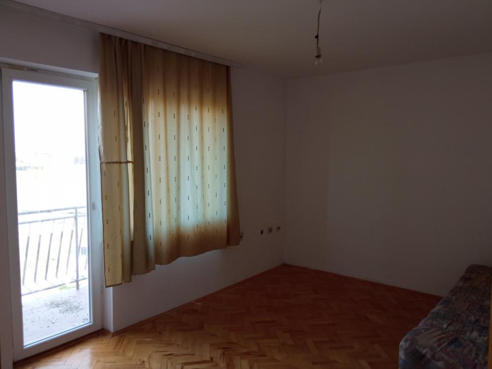 Slika 5 - Inženjera Birviša , Kuća za izdavanje, 100m2, 200€